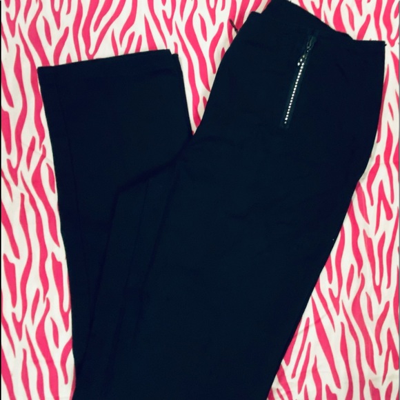 New Women’s Black Straight Leg Pants by NEWPORT, Size 10 - Picture 4 of 4